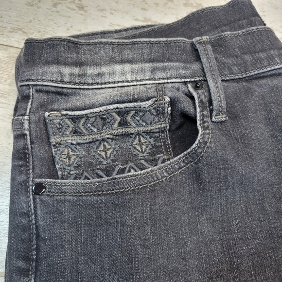 Driftwood Jackie Embroidered Skinny Jeans Size 32 - Picture 3 of 11